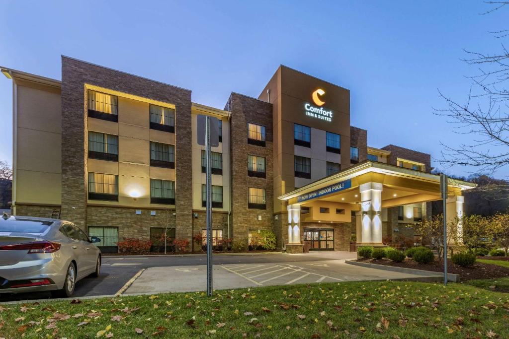 Comfort Inn & Suites Pittsburgh Main image 2